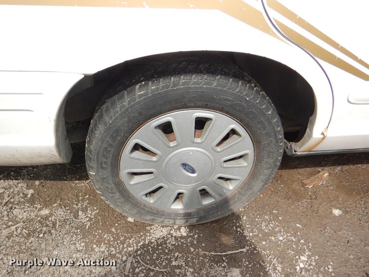 image for item DI9451 2008 Ford Crown Victoria Police Interceptor