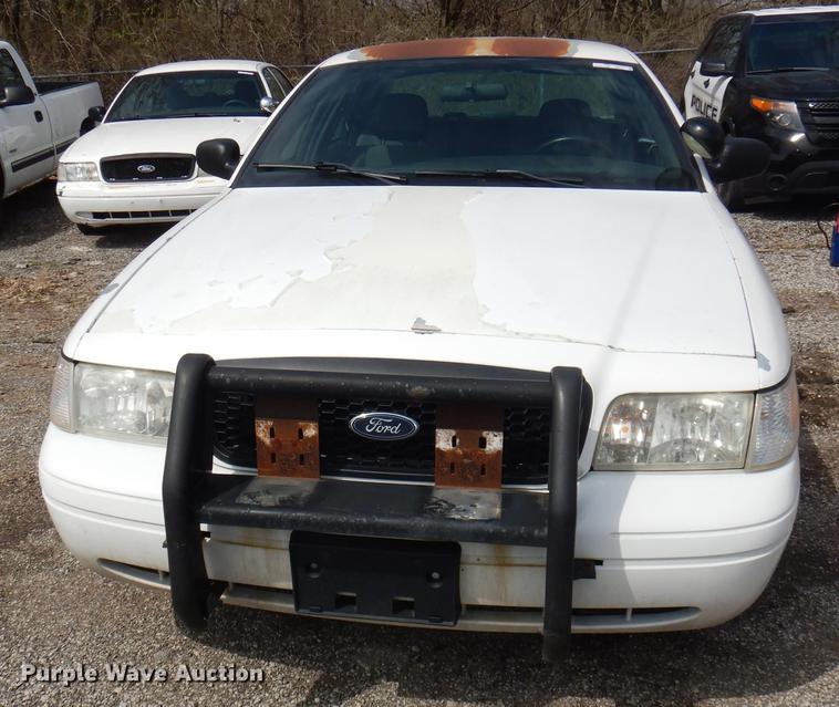 image for item DI9454 2008 Ford Crown Victoria Police Interceptor