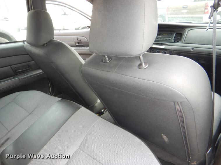 image for item DI9454 2008 Ford Crown Victoria Police Interceptor
