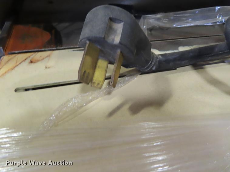 image for item DI9478 Woodmaster W-725 wood planer