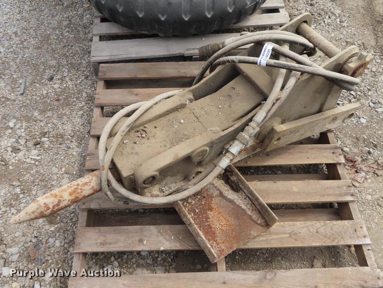 image for item DN9030 Stanley 2560 breaker