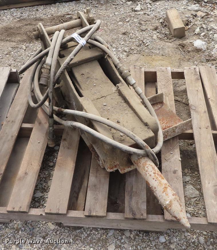 image for item DN9030 Stanley 2560 breaker