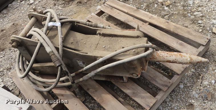 image for item DN9030 Stanley 2560 breaker