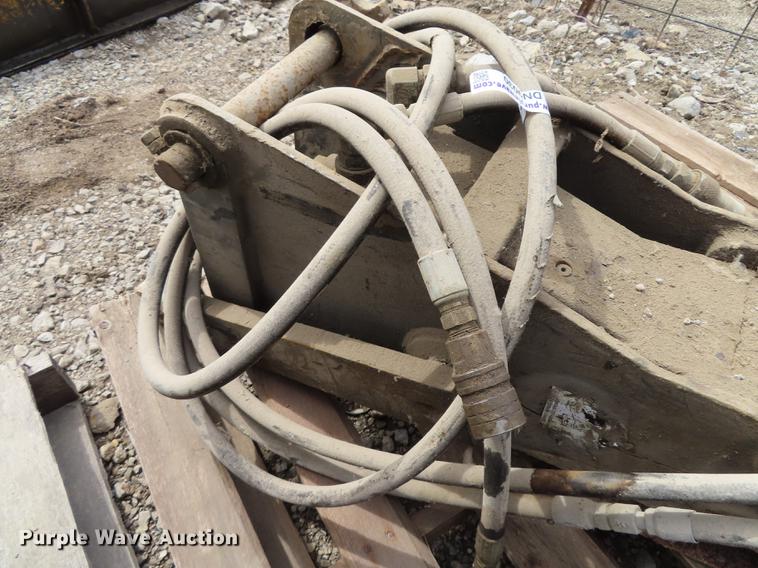 image for item DN9030 Stanley 2560 breaker