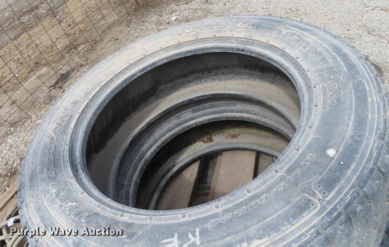 image for item DN9031 Tires and wheels