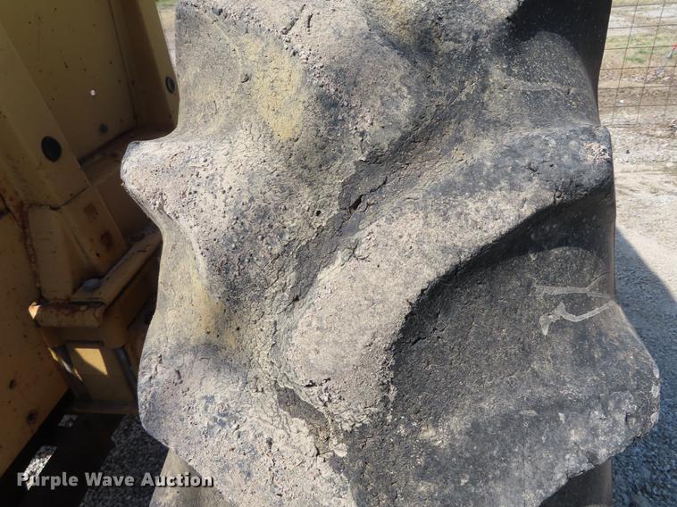 image for item DN9033 Fiat Hesston 70-66 tractor