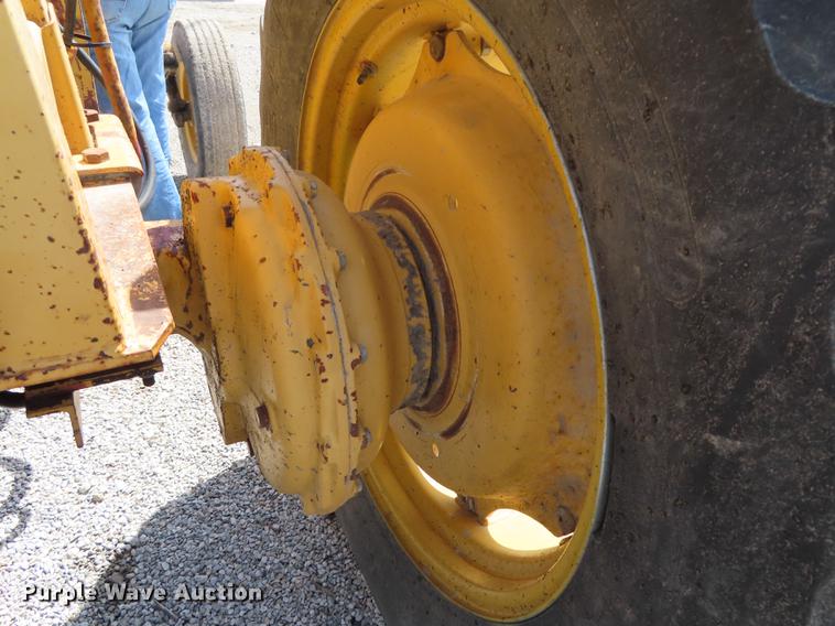 image for item DN9033 Fiat Hesston 70-66 tractor