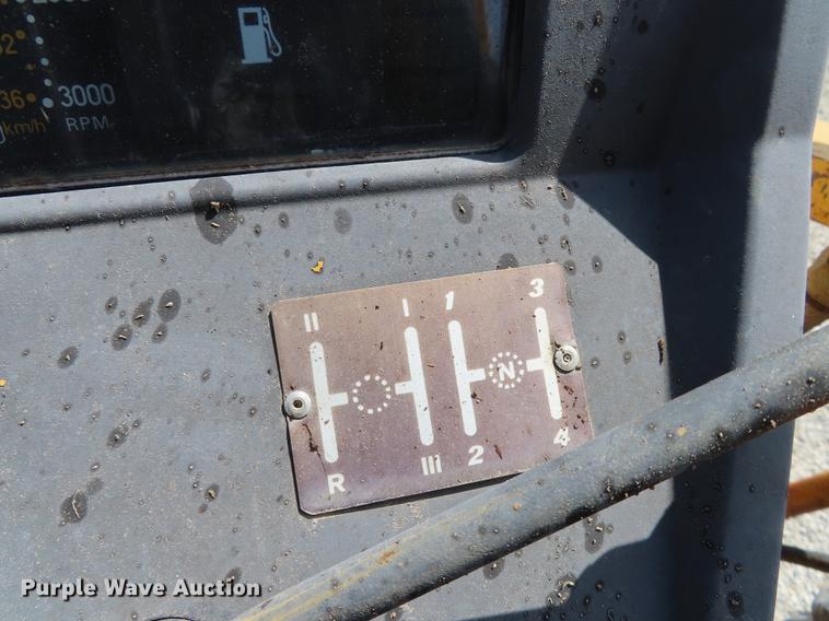 image for item DN9033 Fiat Hesston 70-66 tractor