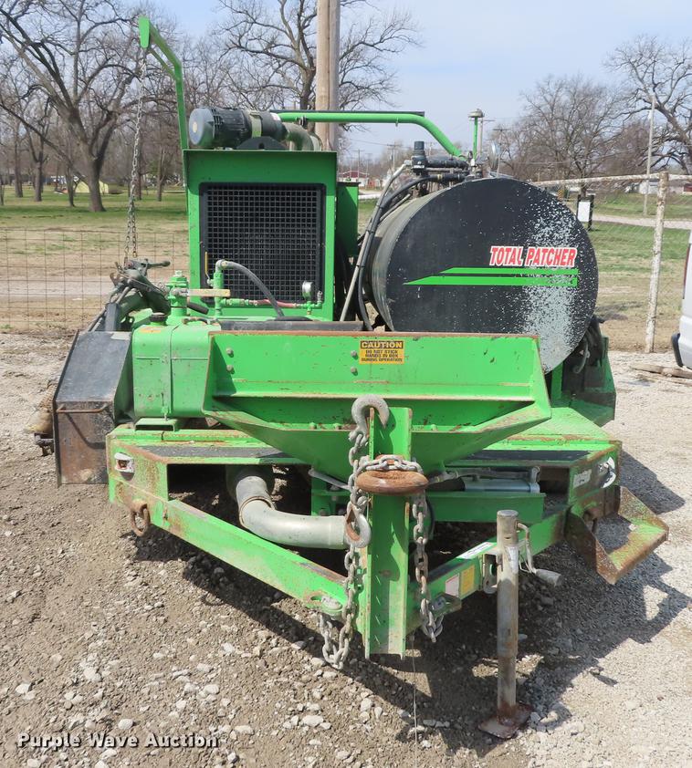 image for item DN9034 Total Patcher Vortex T7500 pot hole patcher