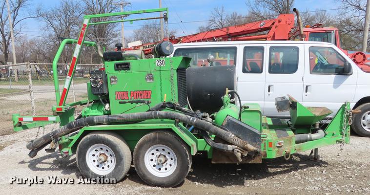 image for item DN9034 Total Patcher Vortex T7500 pot hole patcher