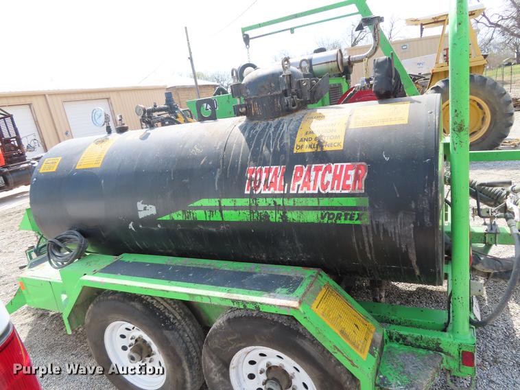 image for item DN9034 Total Patcher Vortex T7500 pot hole patcher