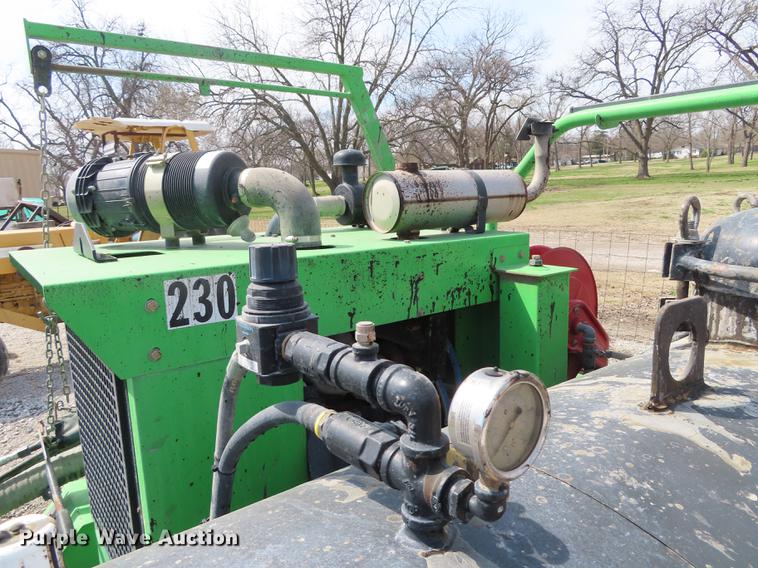 image for item DN9034 Total Patcher Vortex T7500 pot hole patcher