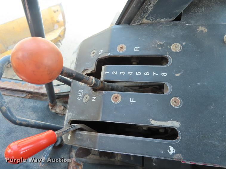 image for item DN9036 2004 John Deere 670CH motor grader