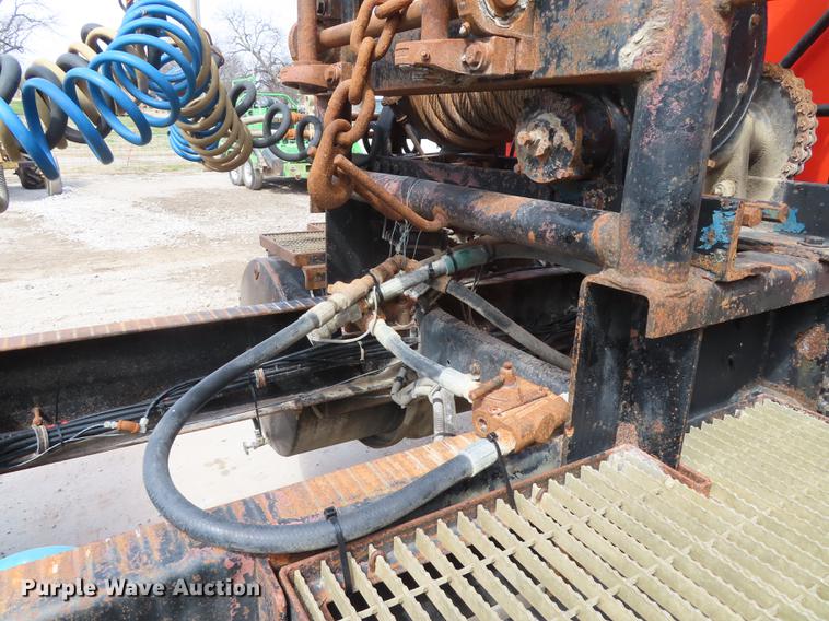 image for item DN9037 1986 Volvo White semi truck