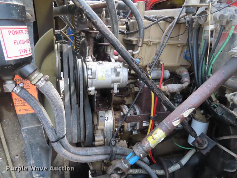 image for item DN9037 1986 Volvo White semi truck