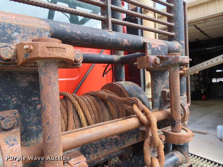 image for item DN9037 1986 Volvo White semi truck