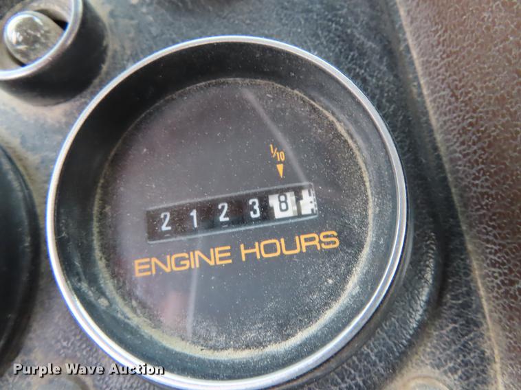 image for item DN9037 1986 Volvo White semi truck