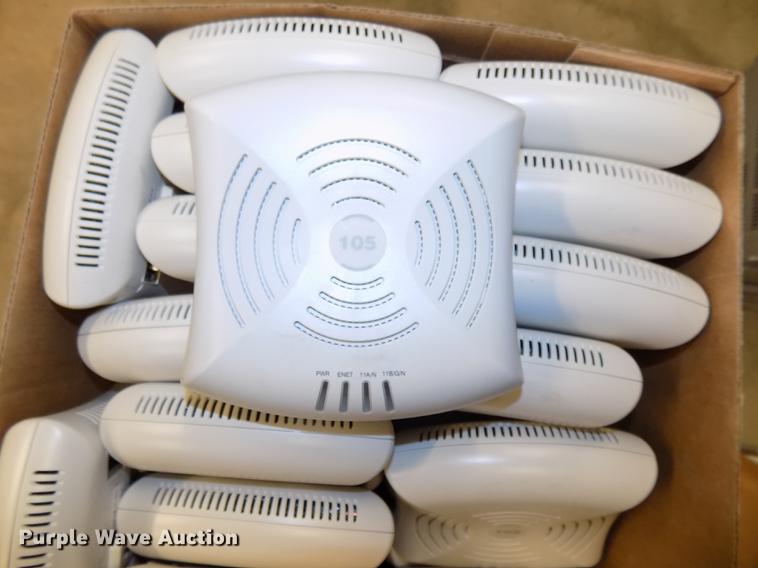 image for item DZ9672 (4) Aruba wireless access points