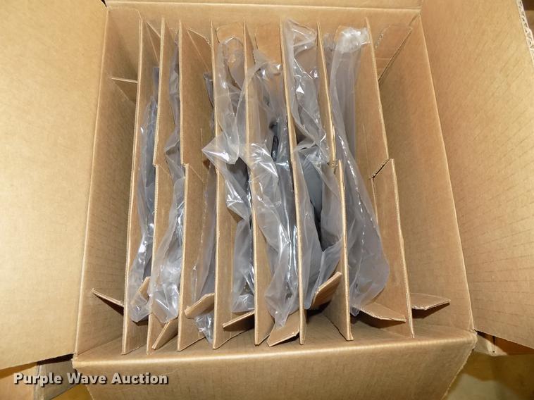 image for item DZ9673 Approximately 34 Dell Chromebook laptops