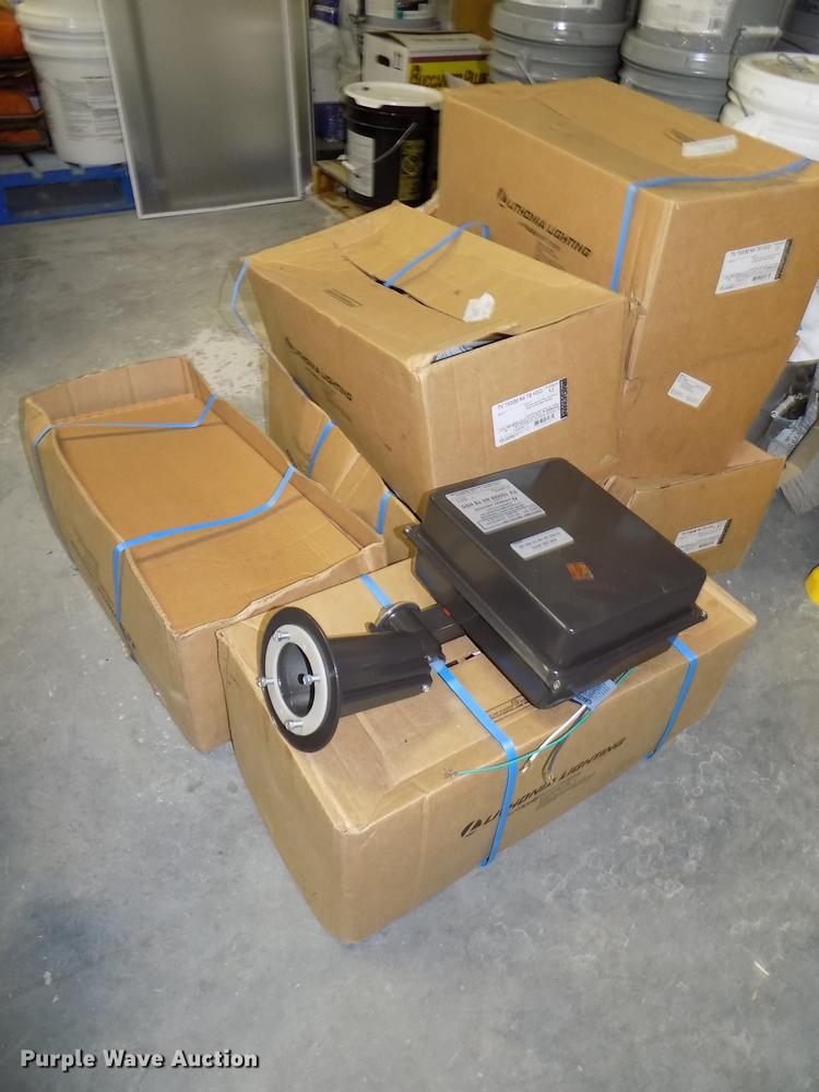 image for item DZ9674 Metal halide lights