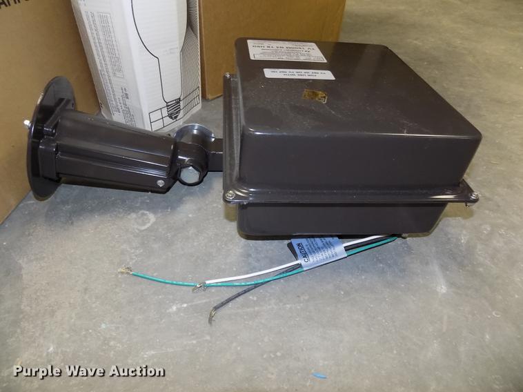 image for item DZ9674 Metal halide lights