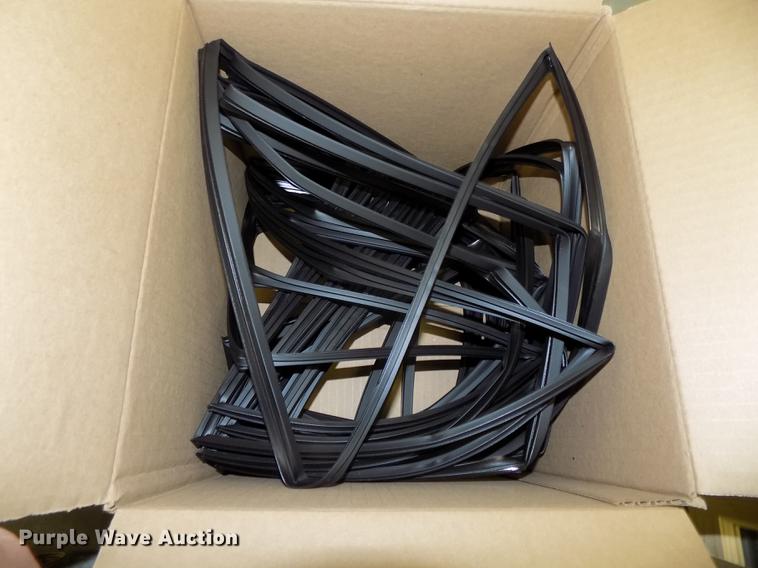 image for item DZ9675 (19) Pella windows