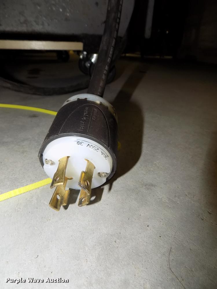 image for item DZ9676 Quincy 325 air compressor