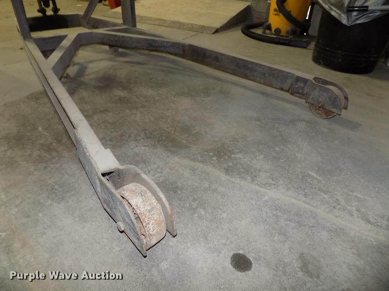 image for item DZ9678 Engine hoist