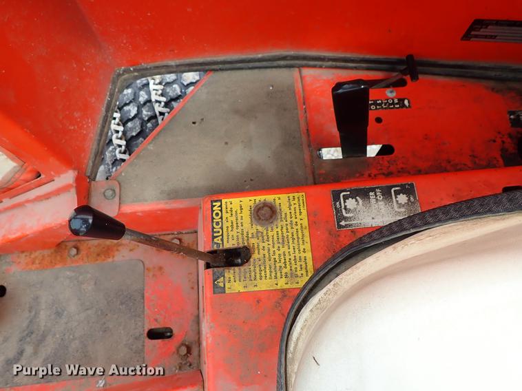 image for item EH9222 Jacobsen T422D lawn tractor