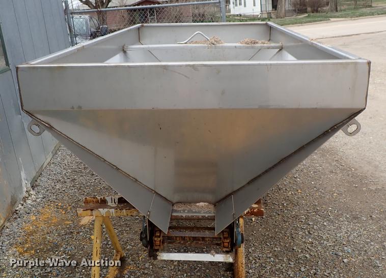 image for item EH9226 Henderson 8X304SS stainless steel spreader