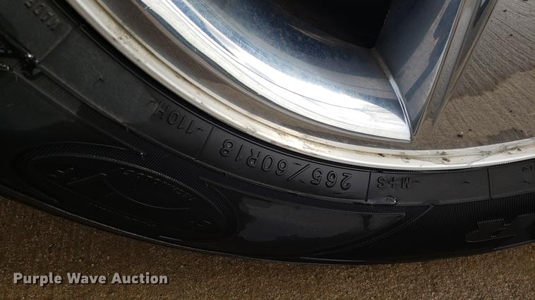 image for item EN9868 2006 Dodge Durango SUV