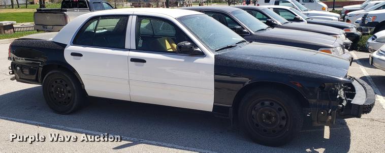 image for item EN9881 2008 Ford Crown Victoria Police Interceptor