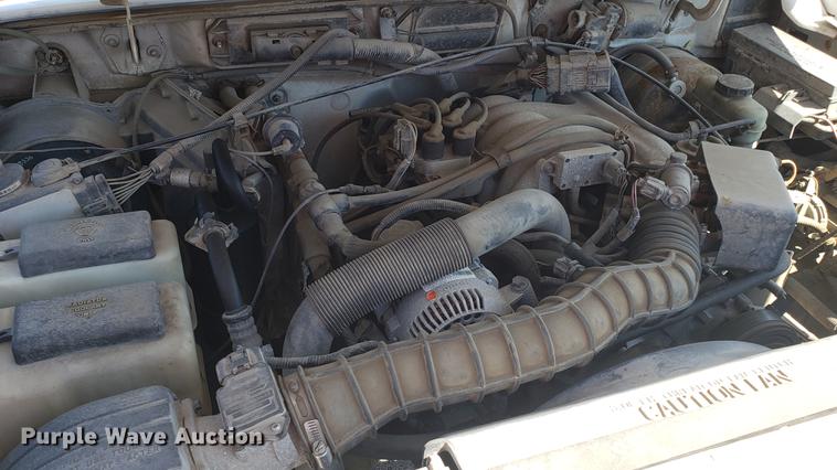 image for item EN9882 1999 Ford Ranger SuperCab pickup truck