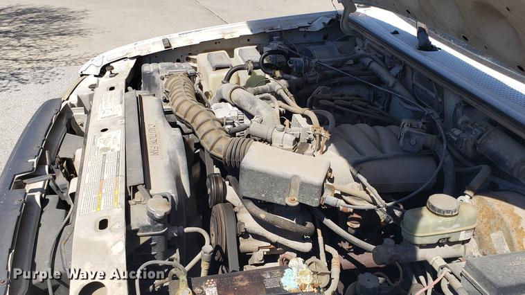 image for item EN9882 1999 Ford Ranger SuperCab pickup truck