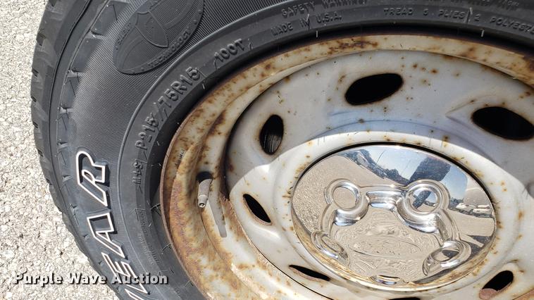 image for item EN9882 1999 Ford Ranger SuperCab pickup truck