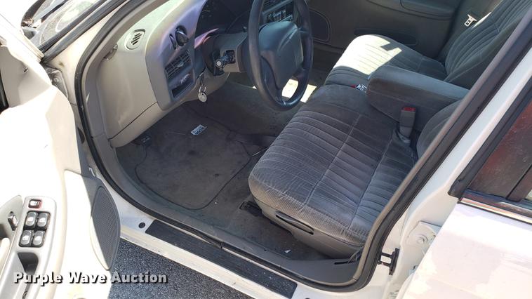 image for item EN9883 2001 Chevrolet Lumina