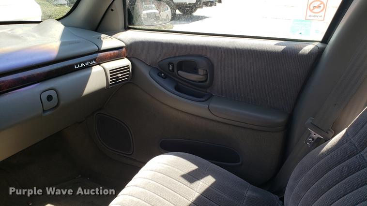 image for item EN9883 2001 Chevrolet Lumina