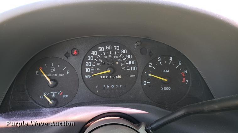 image for item EN9883 2001 Chevrolet Lumina