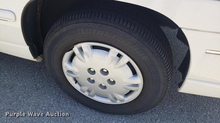 image for item EN9883 2001 Chevrolet Lumina