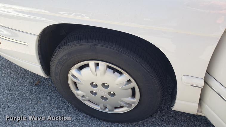 image for item EN9883 2001 Chevrolet Lumina
