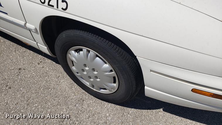image for item EN9883 2001 Chevrolet Lumina