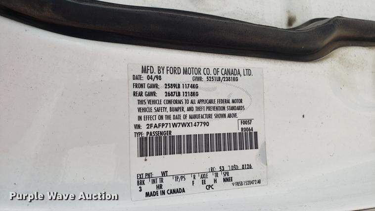 image for item EN9884 1998 Ford Crown Victoria Police Interceptor