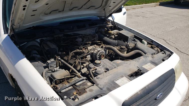 image for item EN9884 1998 Ford Crown Victoria Police Interceptor