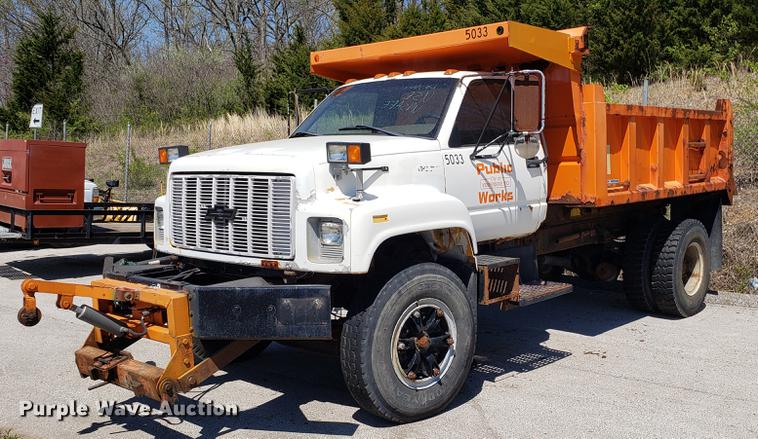 image for item EN9887 1991 Chevrolet Kodiak C6500 dump truck