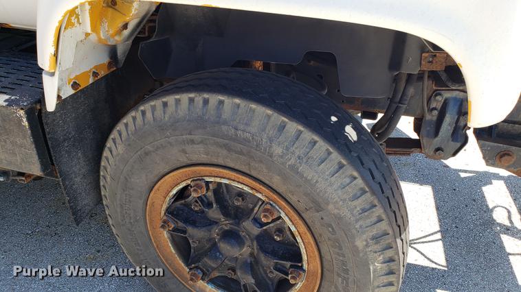 image for item EN9887 1991 Chevrolet Kodiak C6500 dump truck