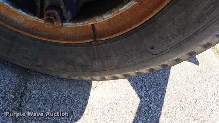 image for item EN9887 1991 Chevrolet Kodiak C6500 dump truck