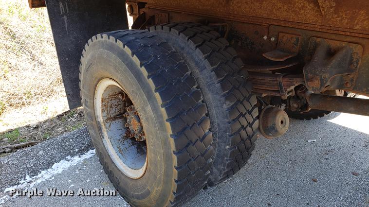 image for item EN9887 1991 Chevrolet Kodiak C6500 dump truck