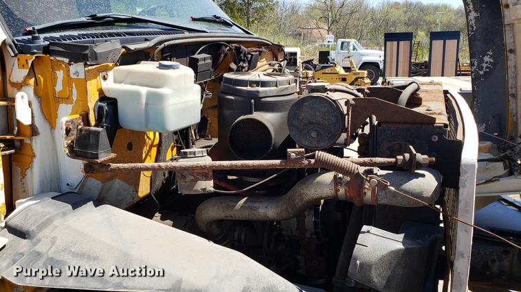 image for item EN9887 1991 Chevrolet Kodiak C6500 dump truck