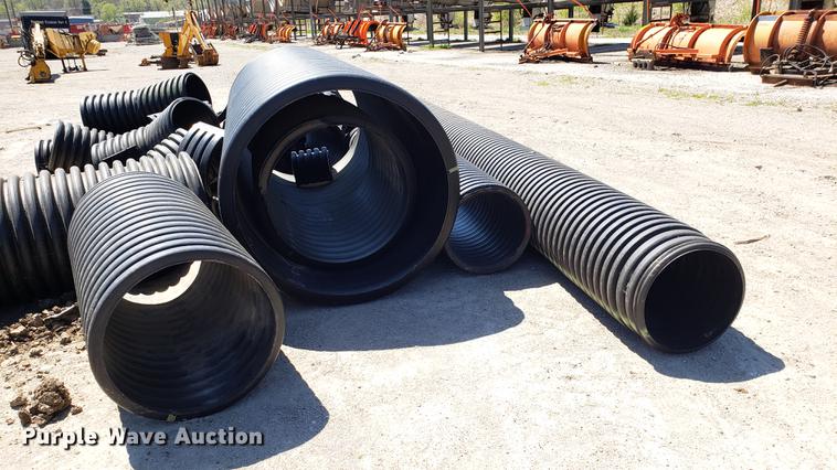 image for item EN9892 Pipe