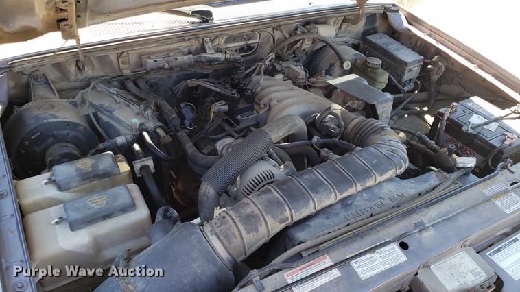 image for item EN9895 1997 Ford Ranger SuperCab pickup truck